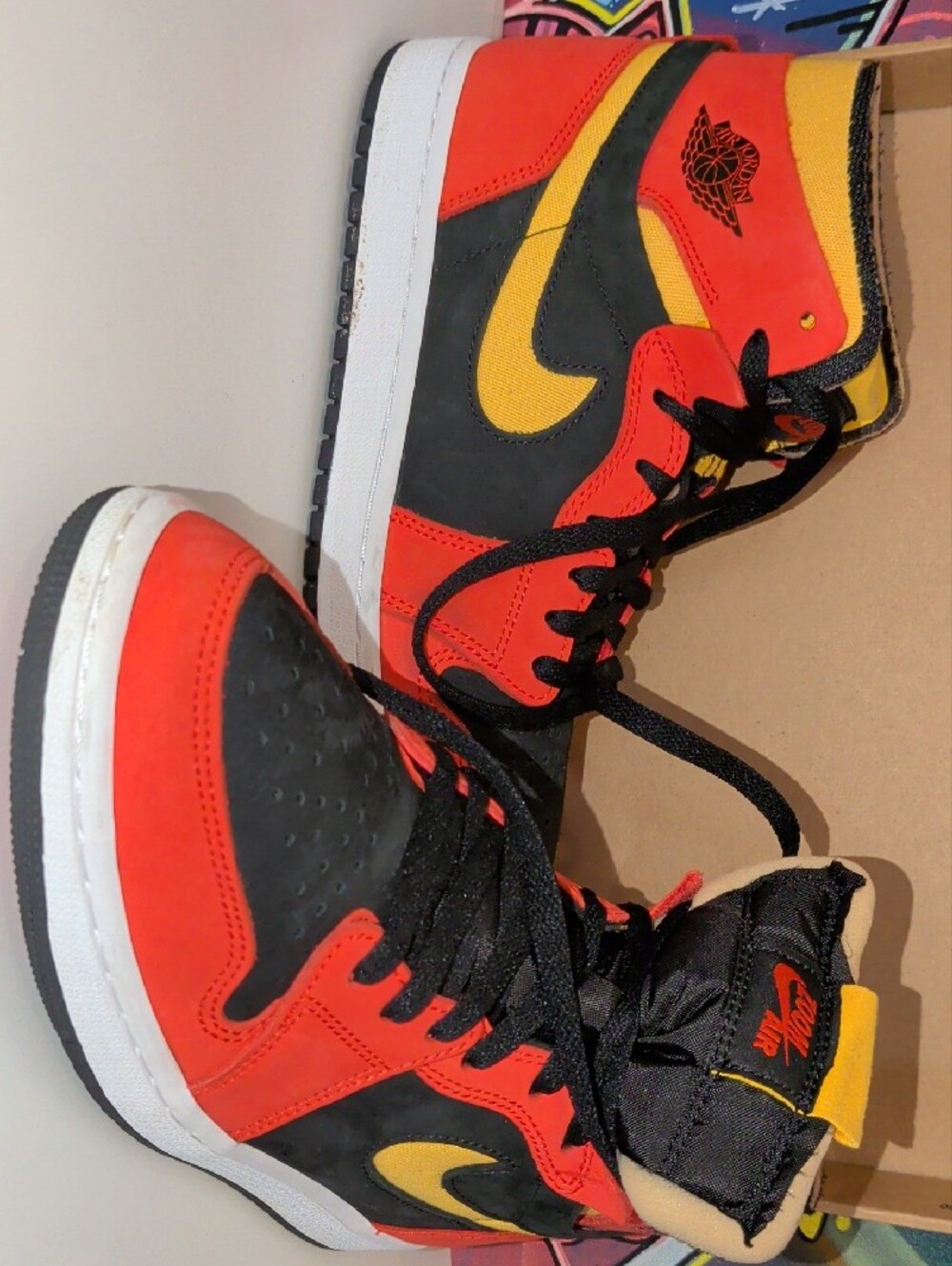 Men's 8.5 - Air Jordan 1 Zoom CMFT - Black, Chili Red & White